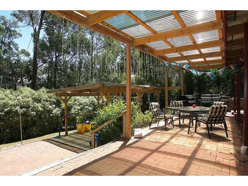 3 Johns Road, Selby VIC 3159