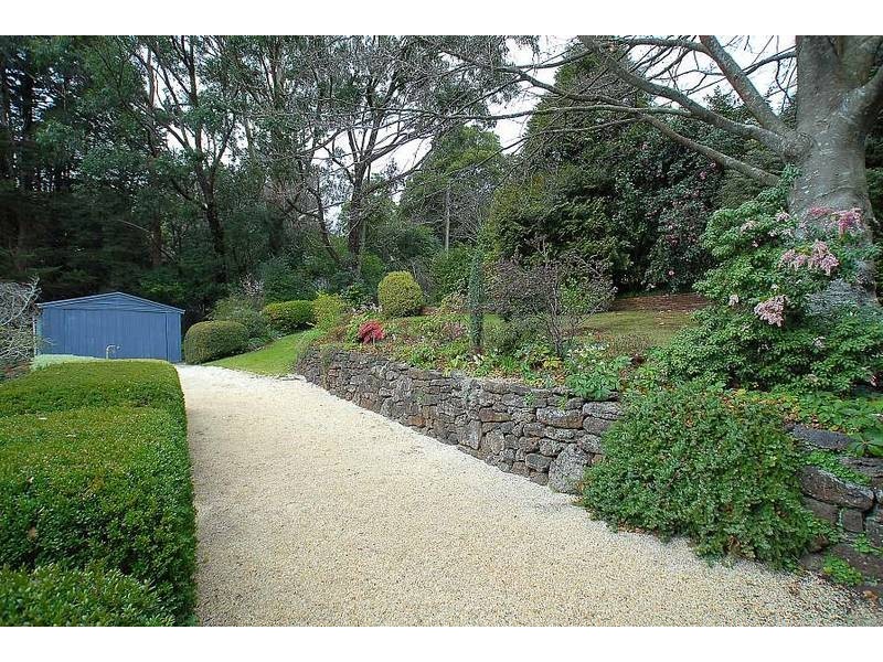 63 Grantulla Road, Kallista VIC 3791