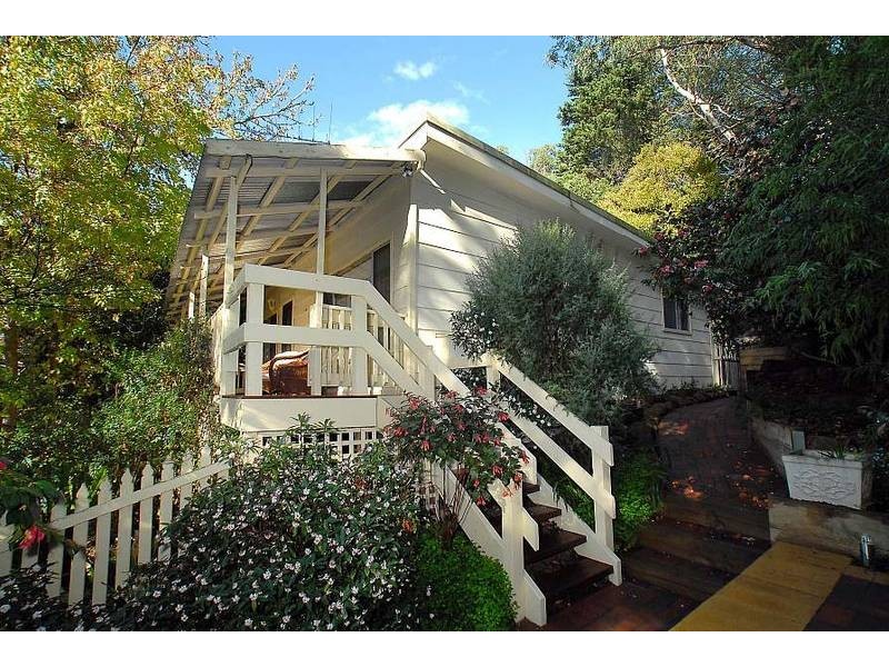 62 McNicol Road, Tecoma VIC 3160