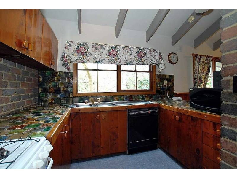 112 Emerald Monbulk Road, Emerald VIC 3782