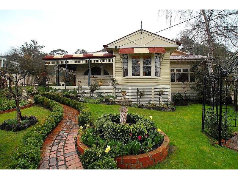 72 Kooringal Road, Upwey VIC 3158
