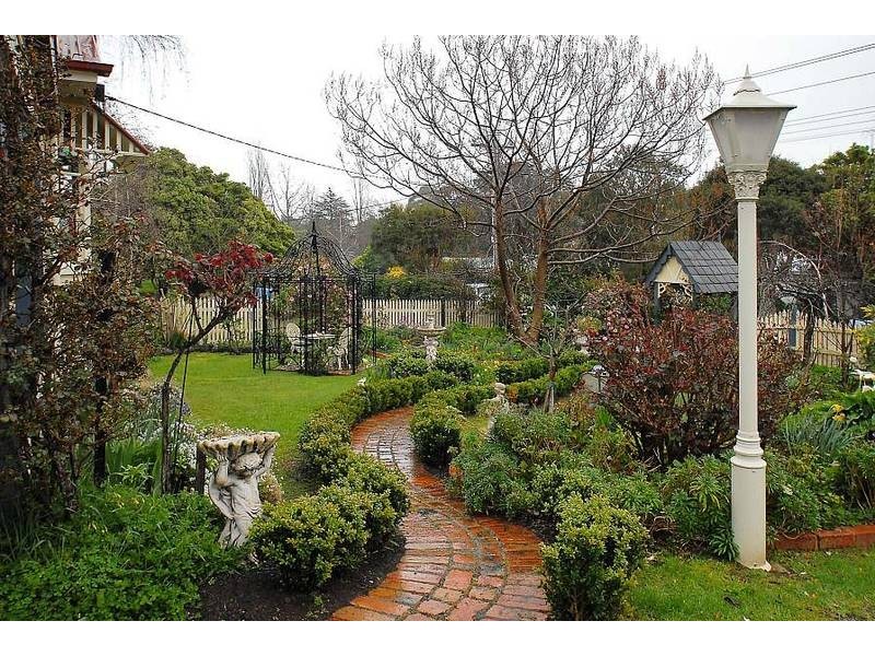 72 Kooringal Road, Upwey VIC 3158