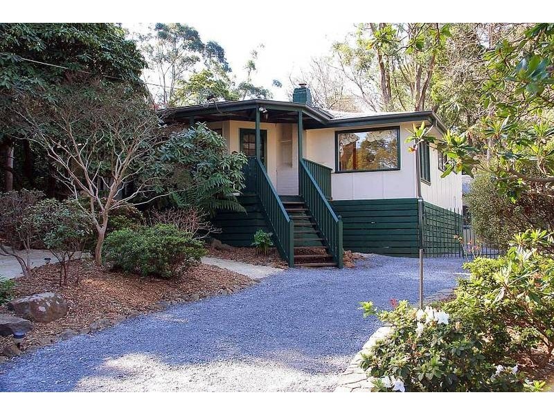 24 School Road, Ferny Creek VIC 3786