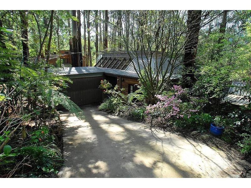 9 St James Avenue, Kallista VIC 3791