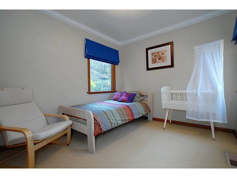 9 St James Avenue, Kallista VIC 3791