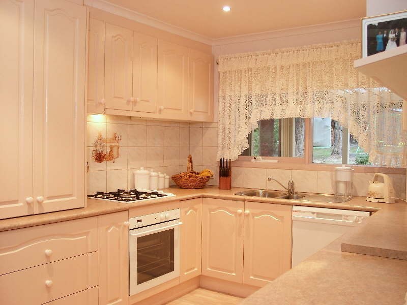 9 Heath Road, Belgrave Heights VIC 3160
