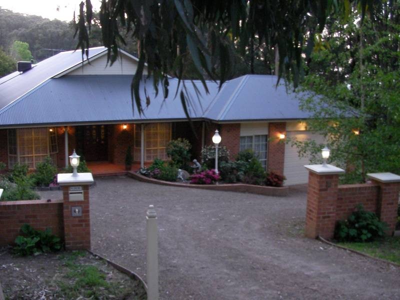 11 Mount Erin Road, Ferny Creek VIC 3786