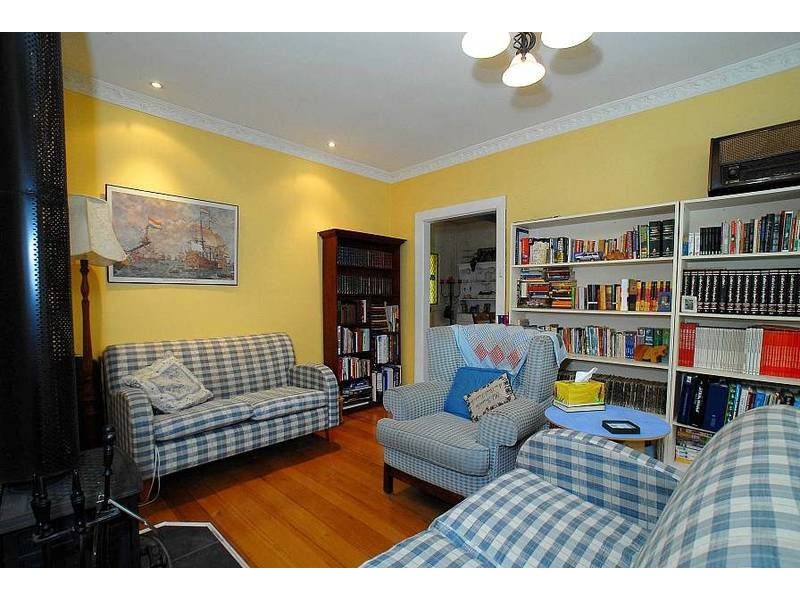 33 Lockwood Road, Belgrave Heights VIC 3160