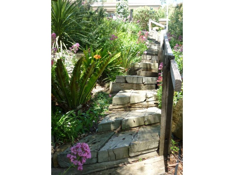 2 Irene Avenue, Upper Ferntree Gully VIC 3156