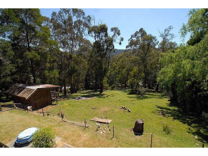 12 Lyons Drive, Selby VIC 3159