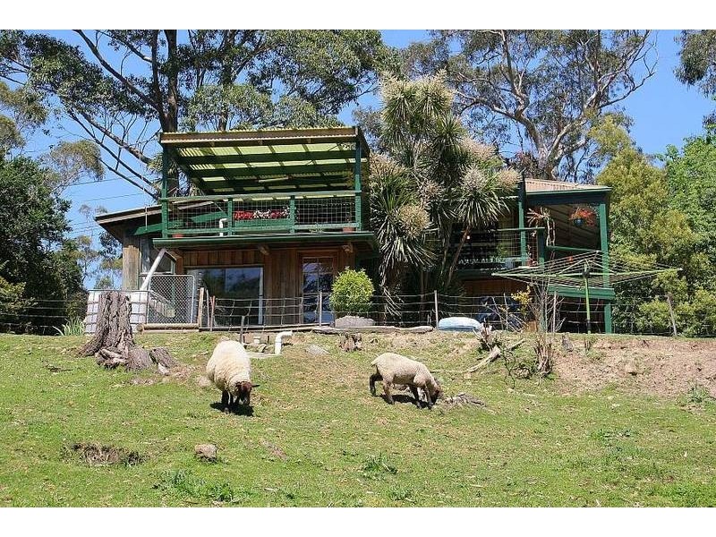 12 Lyons Drive, Selby VIC 3159
