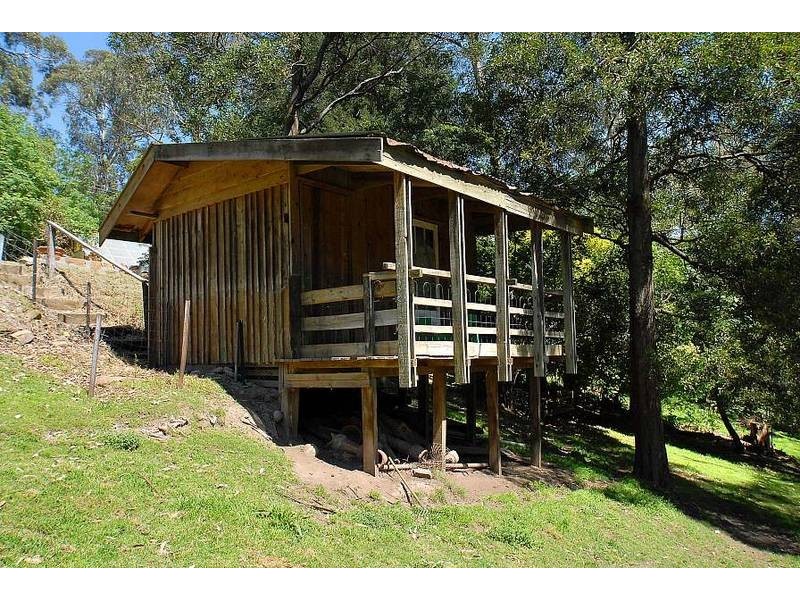 12 Lyons Drive, Selby VIC 3159