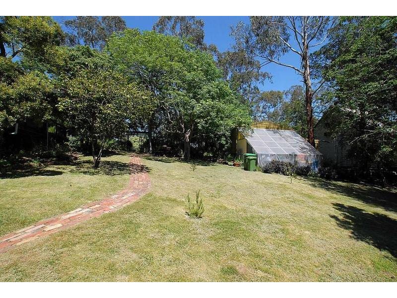 12 Lyons Drive, Selby VIC 3159