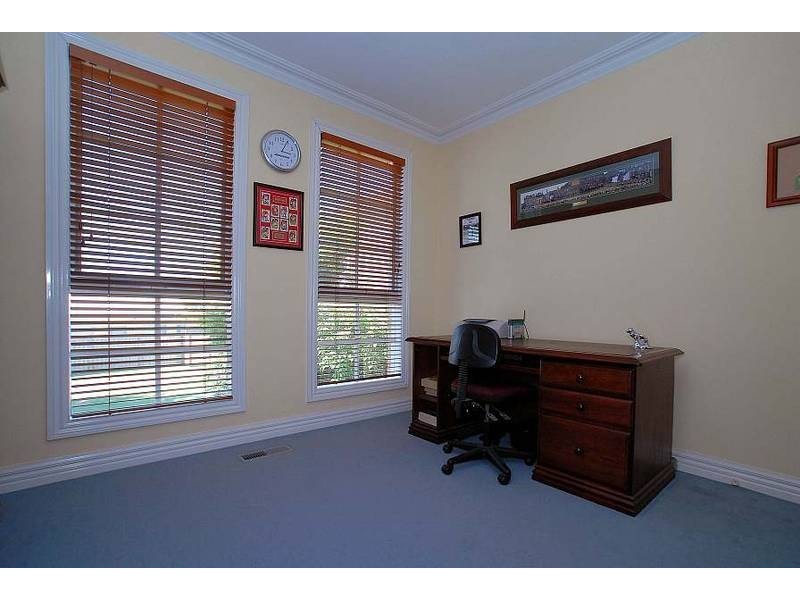 6 The Lookout, Lysterfield VIC 3156