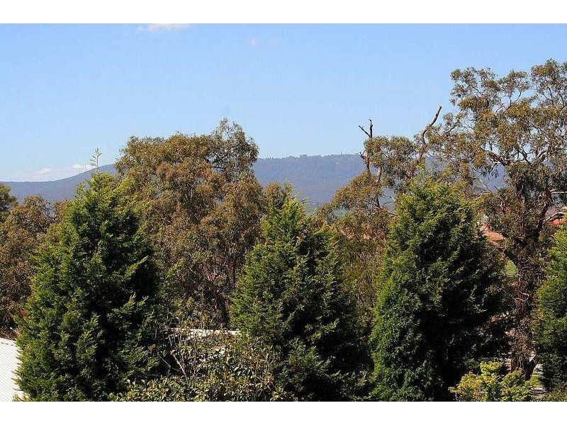 6 The Lookout, Lysterfield VIC 3156