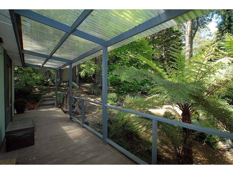 17 Alice Street, Sassafras VIC 3787