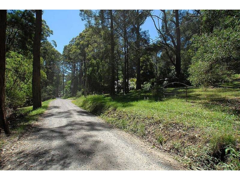 17 Alice Street, Sassafras VIC 3787