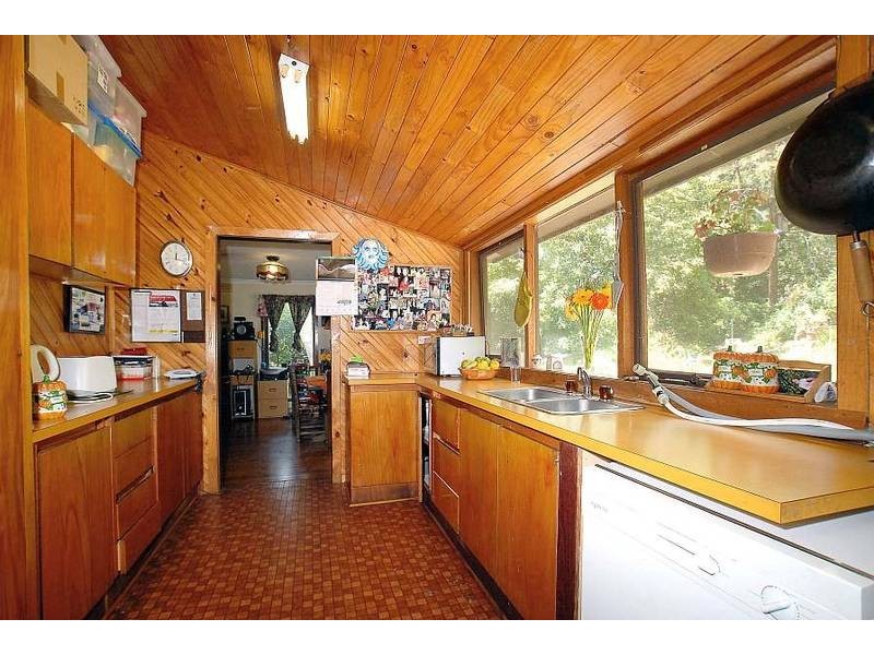44 Belmont Road, Upwey VIC 3158