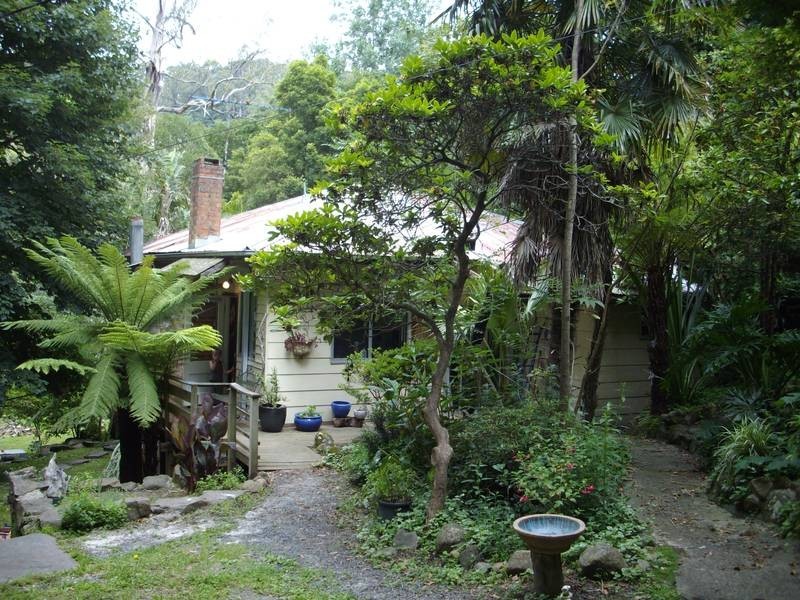 18 Cole Avenue, Belgrave VIC 3160