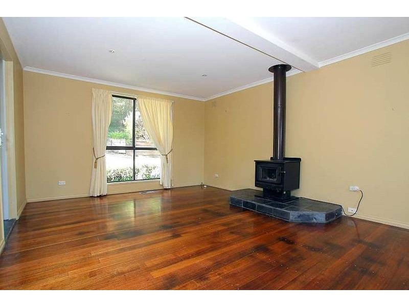 5 Colombo Road, Belgrave VIC 3160