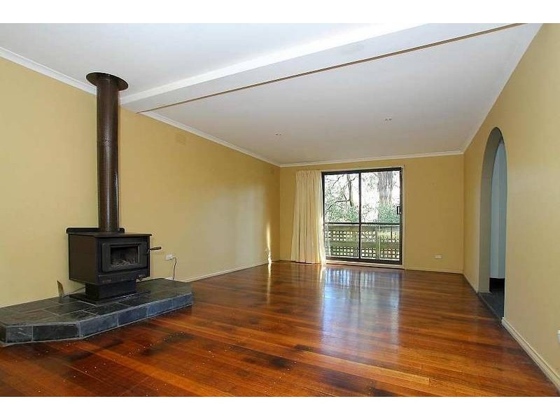 5 Colombo Road, Belgrave VIC 3160