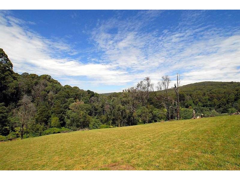 215 Olinda Creek Road, Kalorama VIC 3766