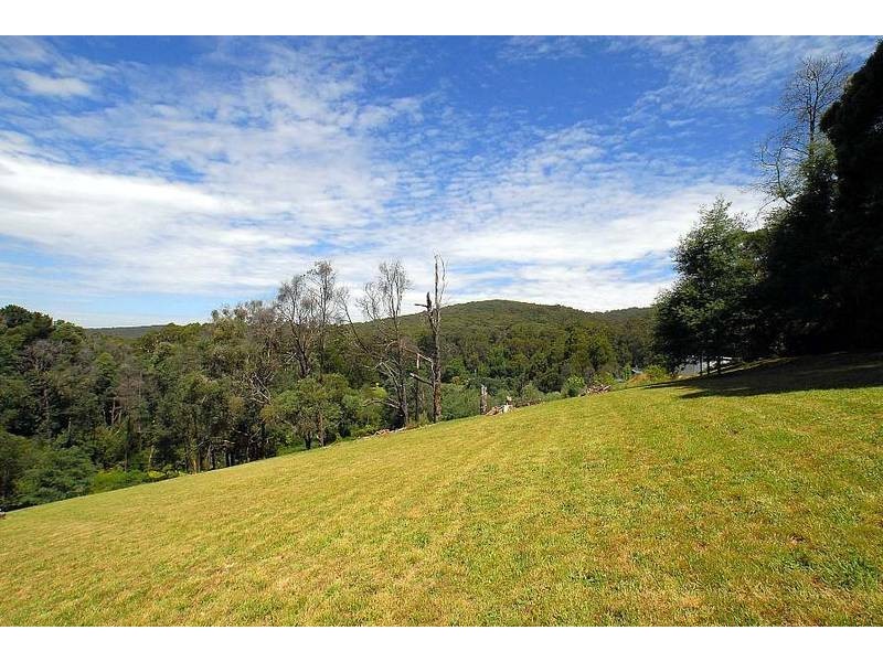215 Olinda Creek Road, Kalorama VIC 3766
