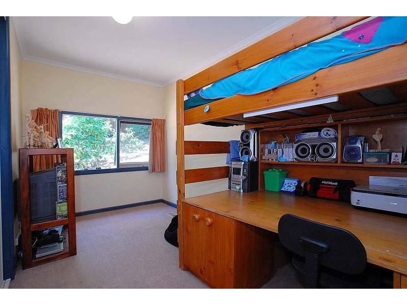 27 Old Reservoir Road, Belgrave VIC 3160