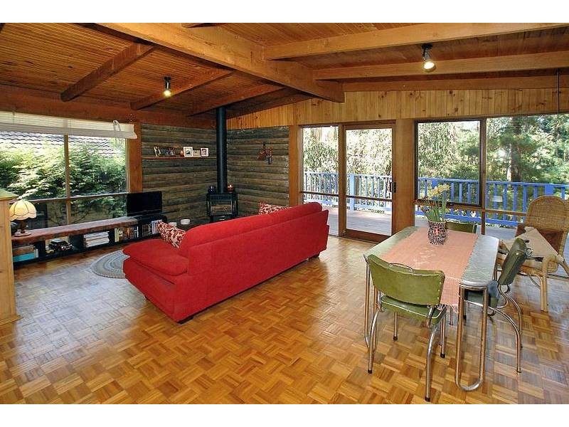 24 Old Monbulk Road, Belgrave VIC 3160