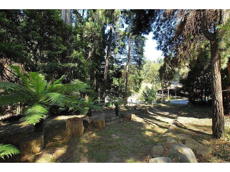 24 Old Monbulk Road, Belgrave VIC 3160