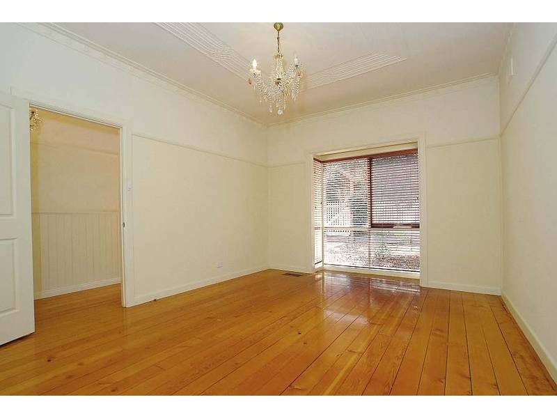 32 Hazel Grove, Tecoma VIC 3160