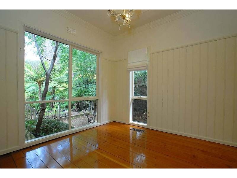 32 Hazel Grove, Tecoma VIC 3160