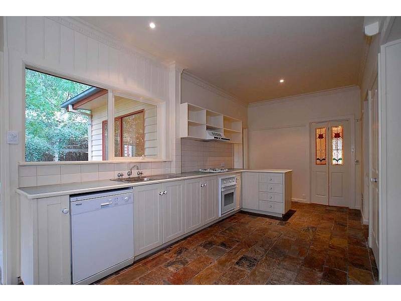32 Hazel Grove, Tecoma VIC 3160