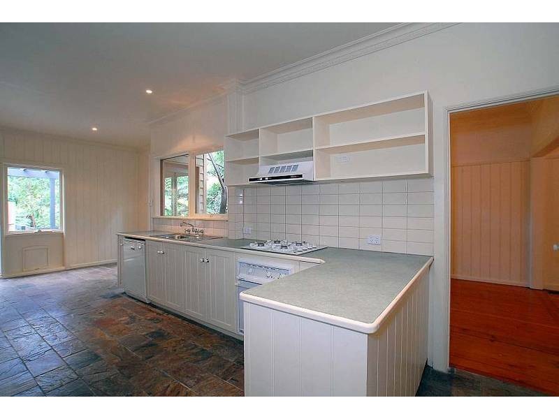 32 Hazel Grove, Tecoma VIC 3160