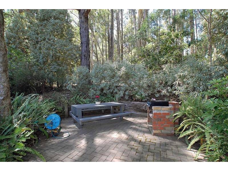 6 Nation Road, Selby VIC 3159