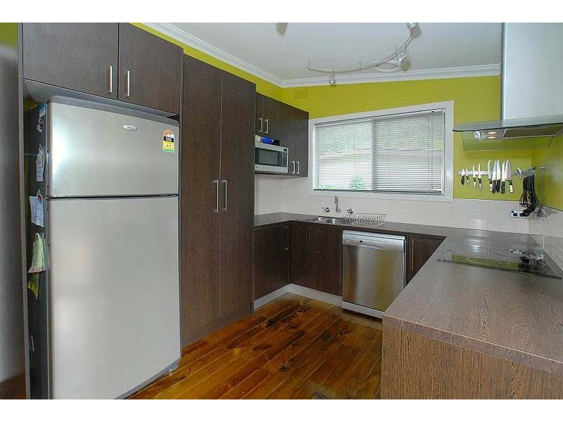 25 Waratah Avenue, Belgrave VIC 3160