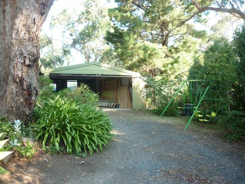 19 Currajong Avenue, Selby VIC 3159