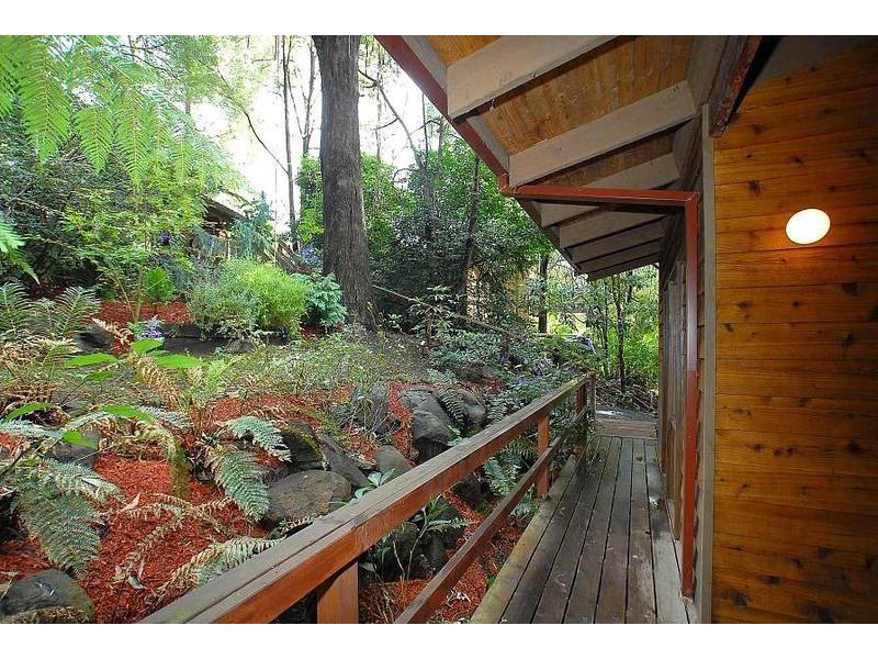 7 St. James Avenue, Kallista VIC 3791