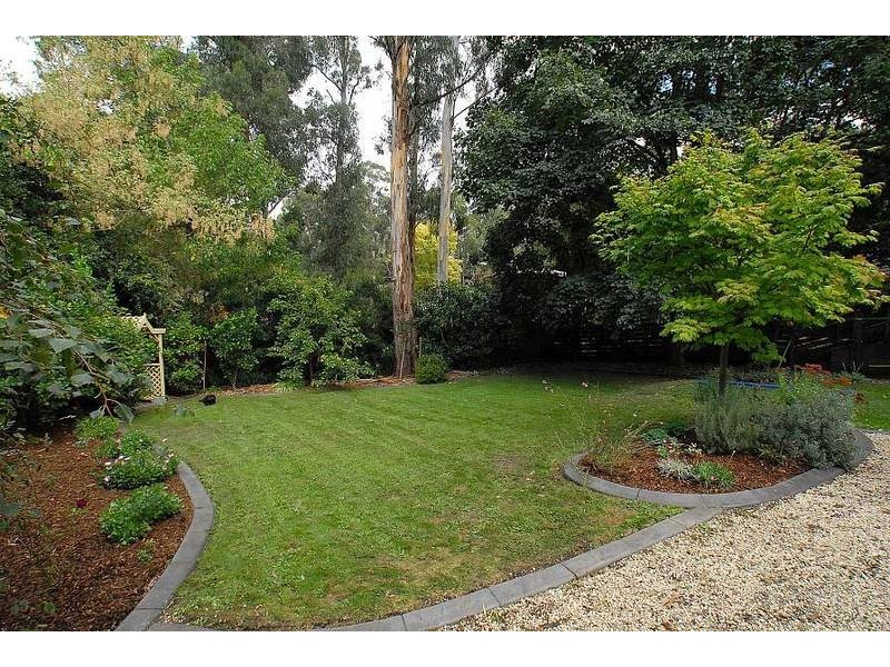 22 Oakland Avenue, Upwey VIC 3158