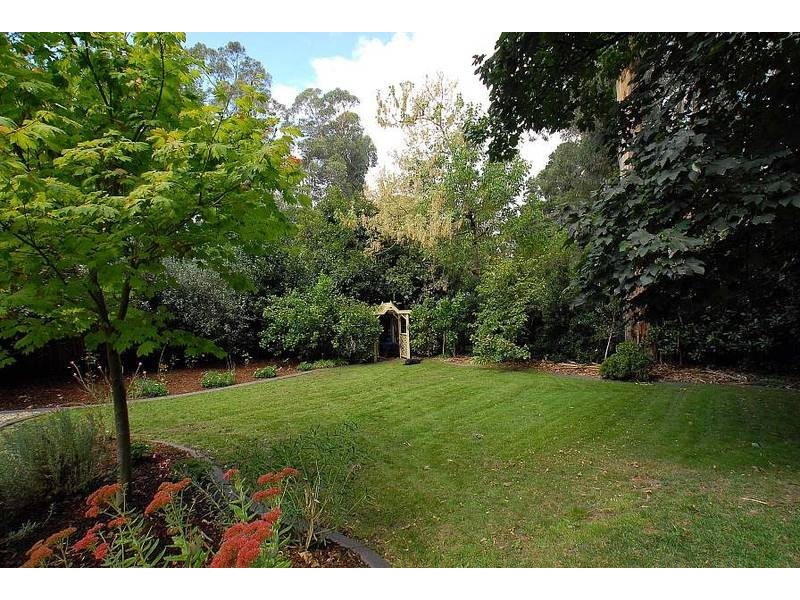 22 Oakland Avenue, Upwey VIC 3158