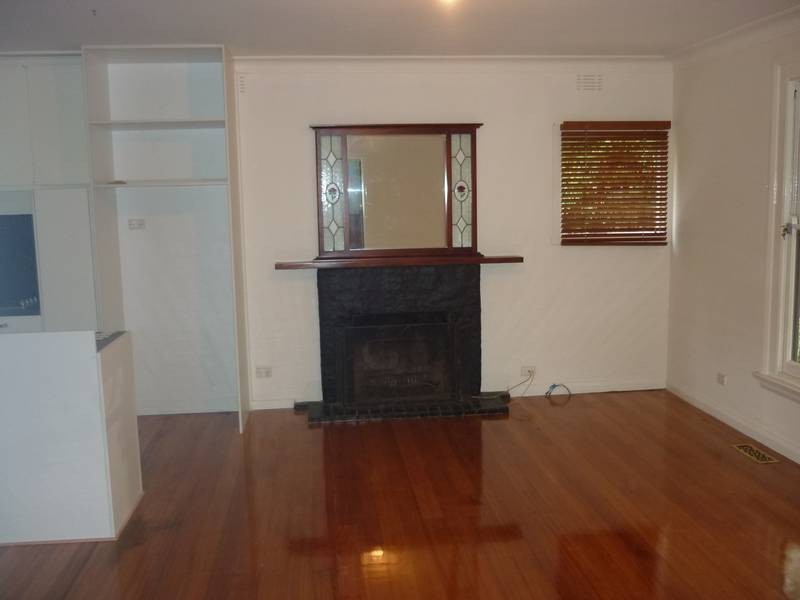 63 Alexander Avenue, Upwey VIC 3158