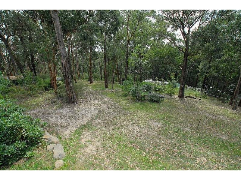 156 Johns Road, Selby VIC 3159