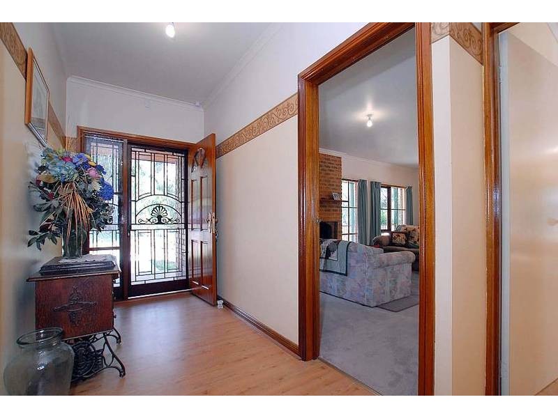 156 Johns Road, Selby VIC 3159