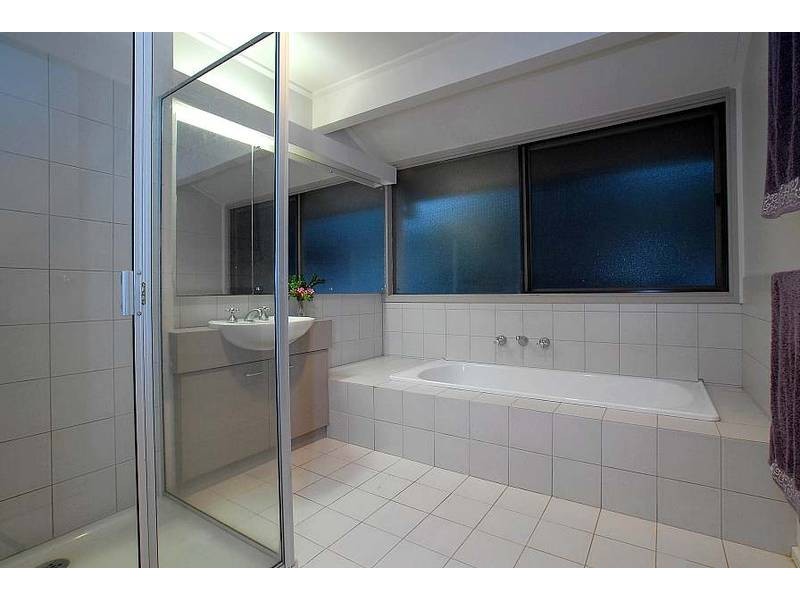 6 Karen Street, Selby VIC 3159