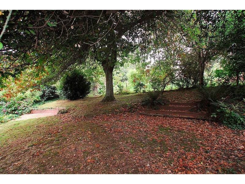 4 Clarke Road, Ferny Creek VIC 3786