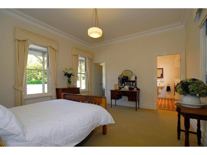 257 Mt Dandenong Tourist Road, Ferny Creek VIC 3786