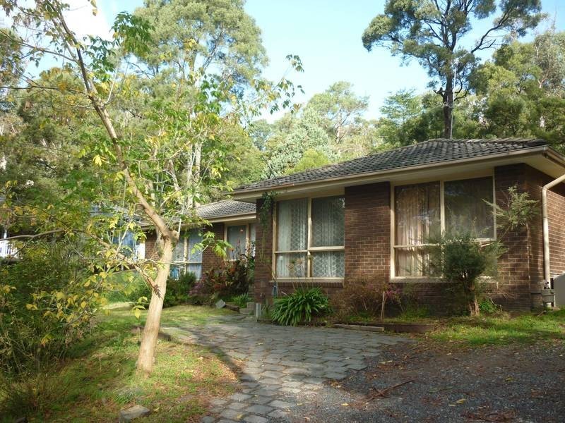 2 Glen Road, Belgrave Heights VIC 3160