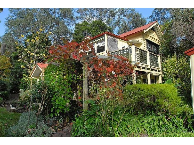 51 The Crescent, Belgrave Heights VIC 3160