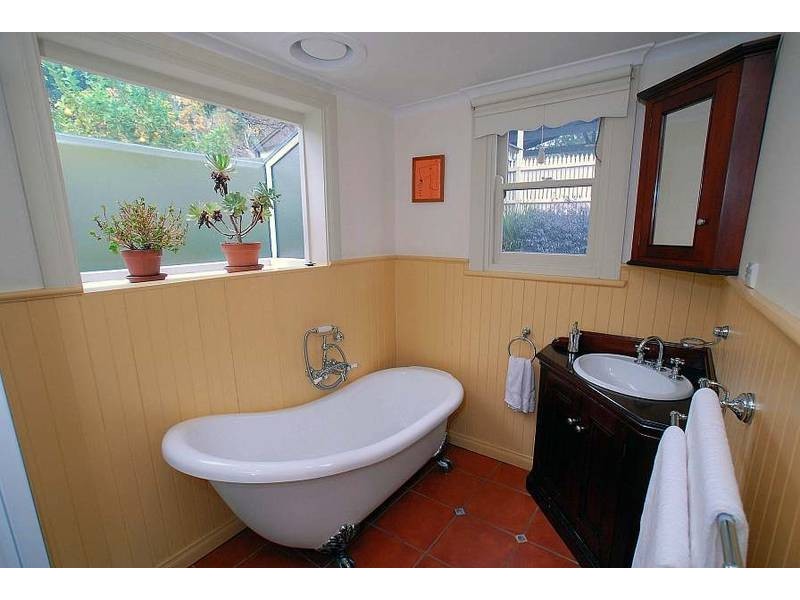 32 McNicol Road (enter via Talbot rd), Tecoma VIC 3160