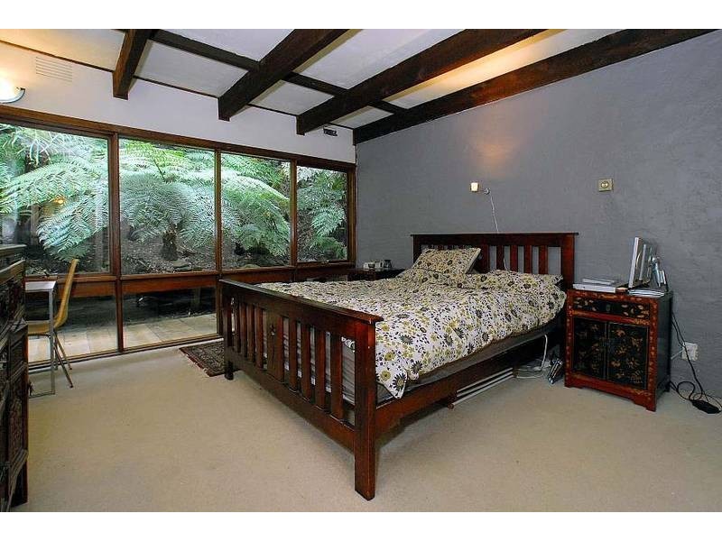 9 Wilga Avenue, Selby VIC 3159
